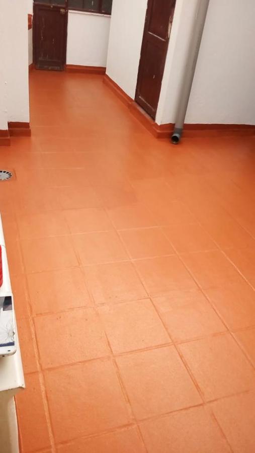 Mantenimiento de cubiertas con sistemas impermeables duraderos