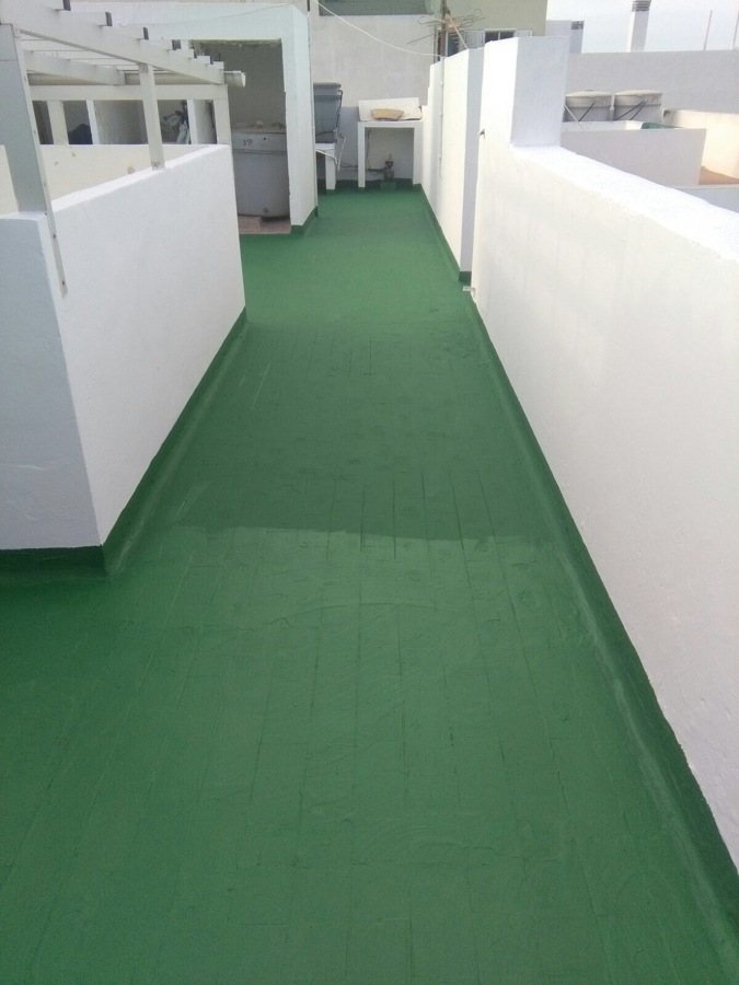 Trabajos de impermeabilización con acabado profesional